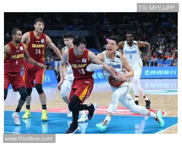 新冠疫情影响：CBA联赛确认停赛一个月